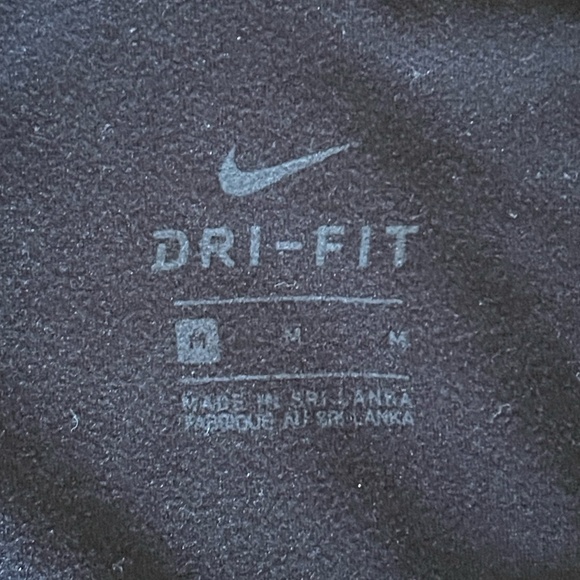 Nike Women's M Dri-Fit Running 1/4 Pullover - Picture 4 of 5